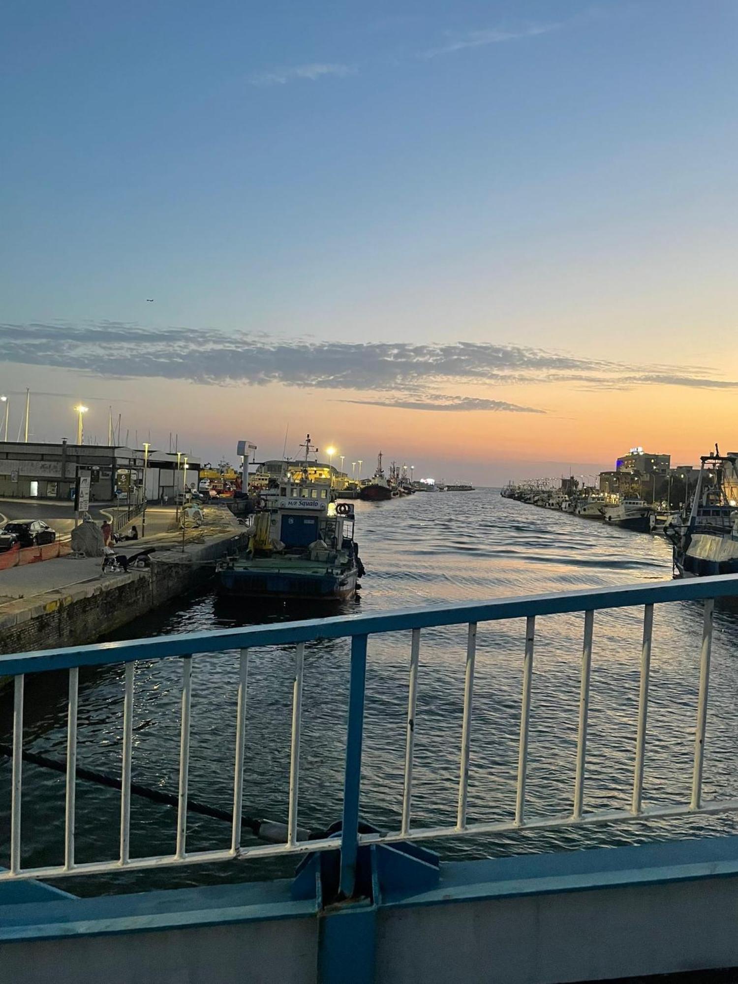 شقة Lido Del Sole Fco فيوميتشينو المظهر الخارجي الصورة